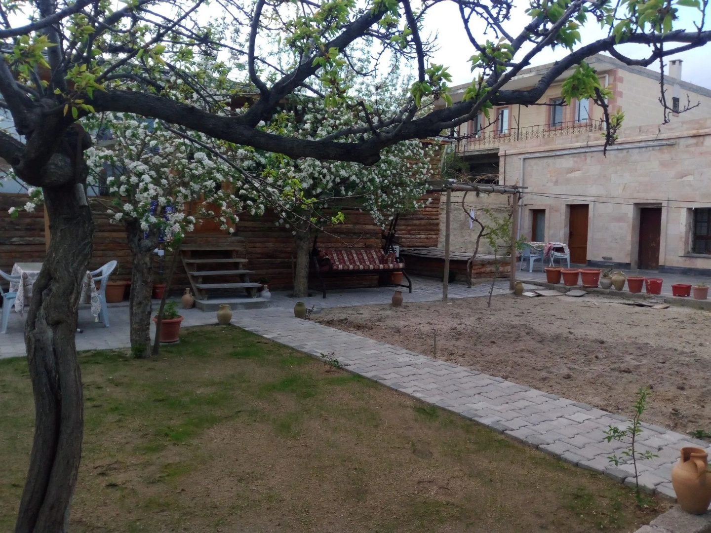 Photo - Falcon Cave Suites