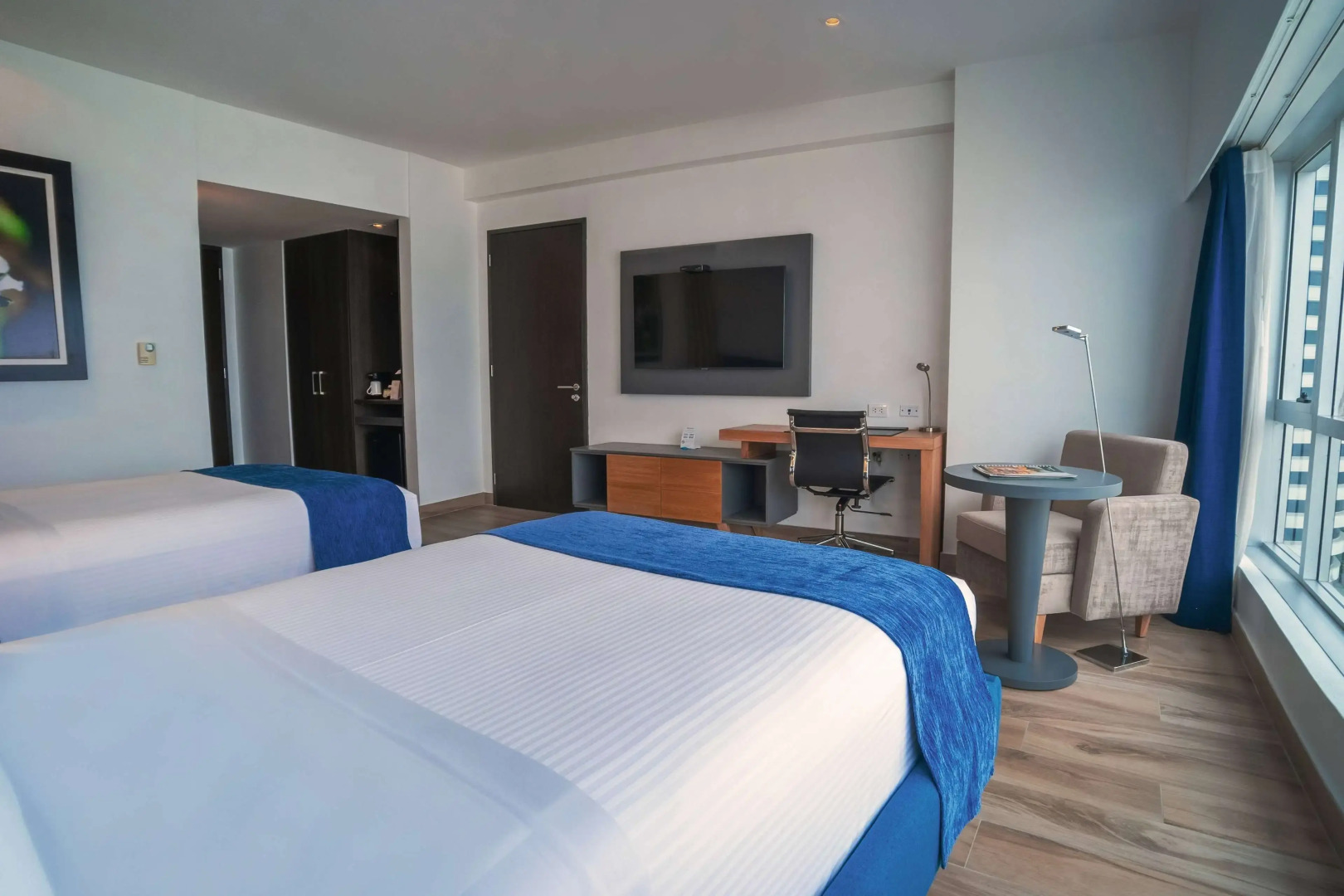 Photo - Wyndham Guayaquil, Puerto Santa Ana