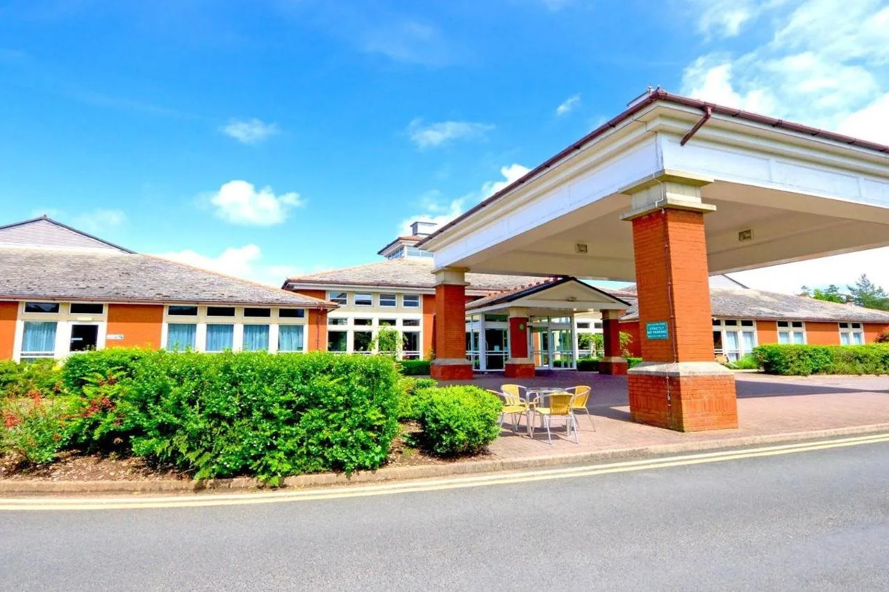 Photo - Bromsgrove Hotel