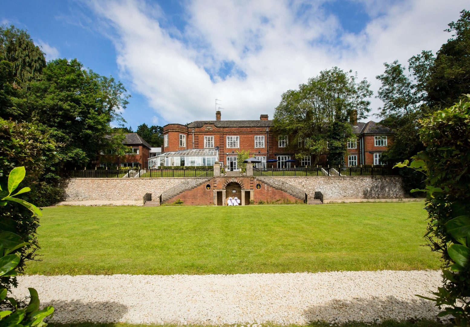 Photo - Southcrest Manor Hotel, Best Western Signature Collection