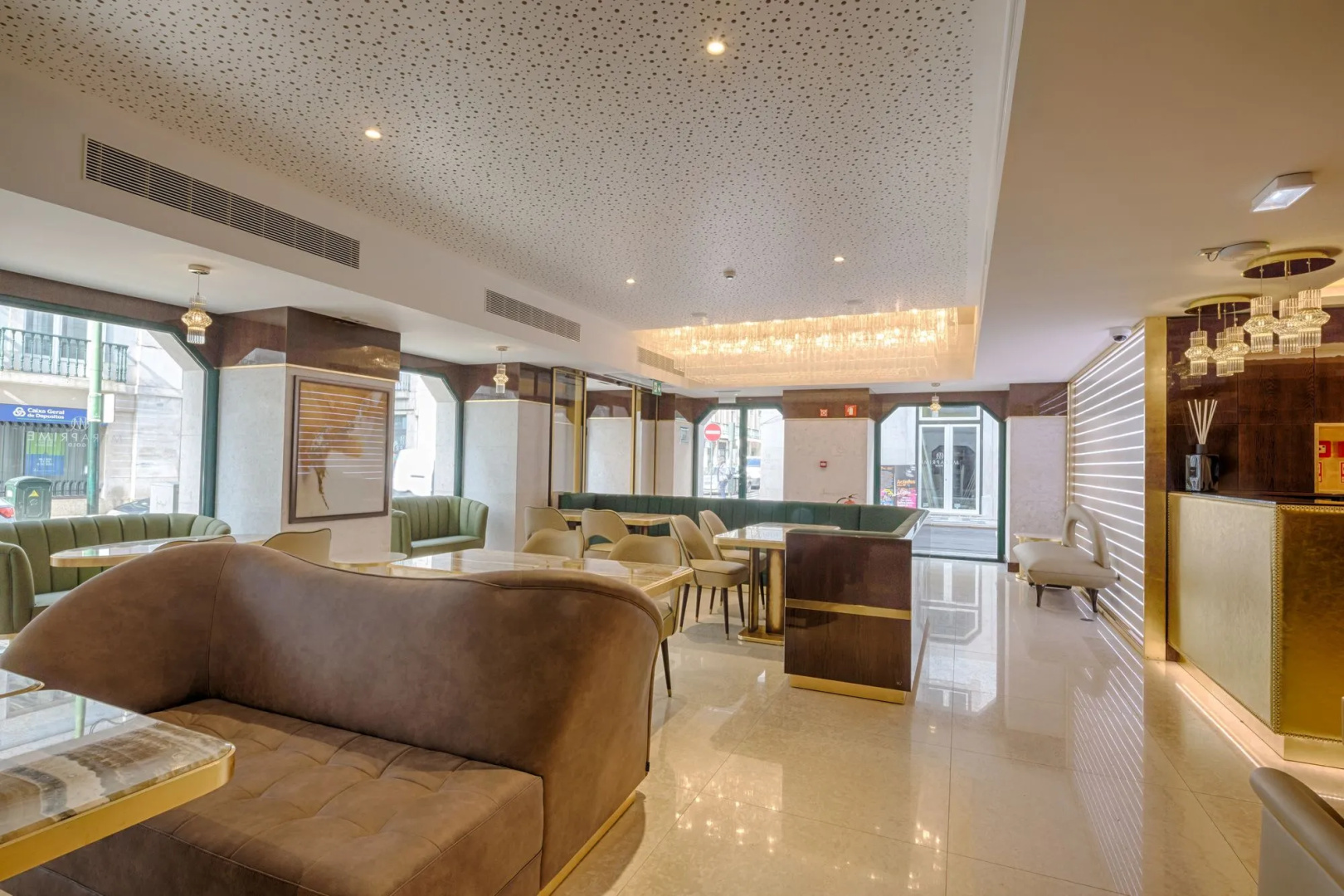 Photo - MeraPrime Gold Design Hotel