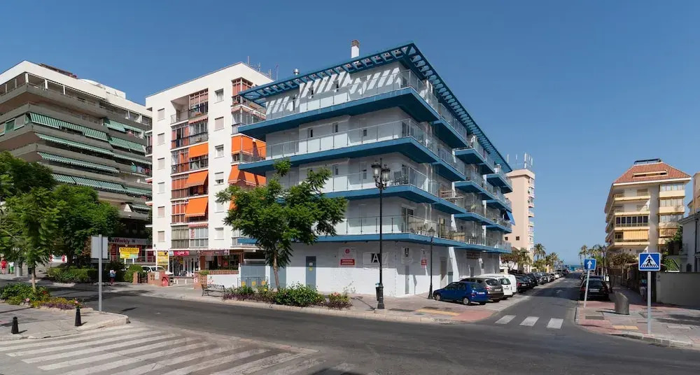 Photo - Sur Suites La Dorada, centricos soleados a pocos metros de la Playa y con Parking Opcional