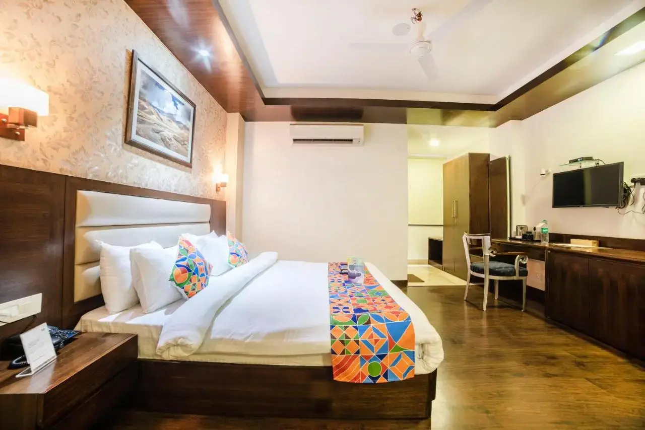 Foto - FabHotel Galaxy - Nr Patel Nagar Metro