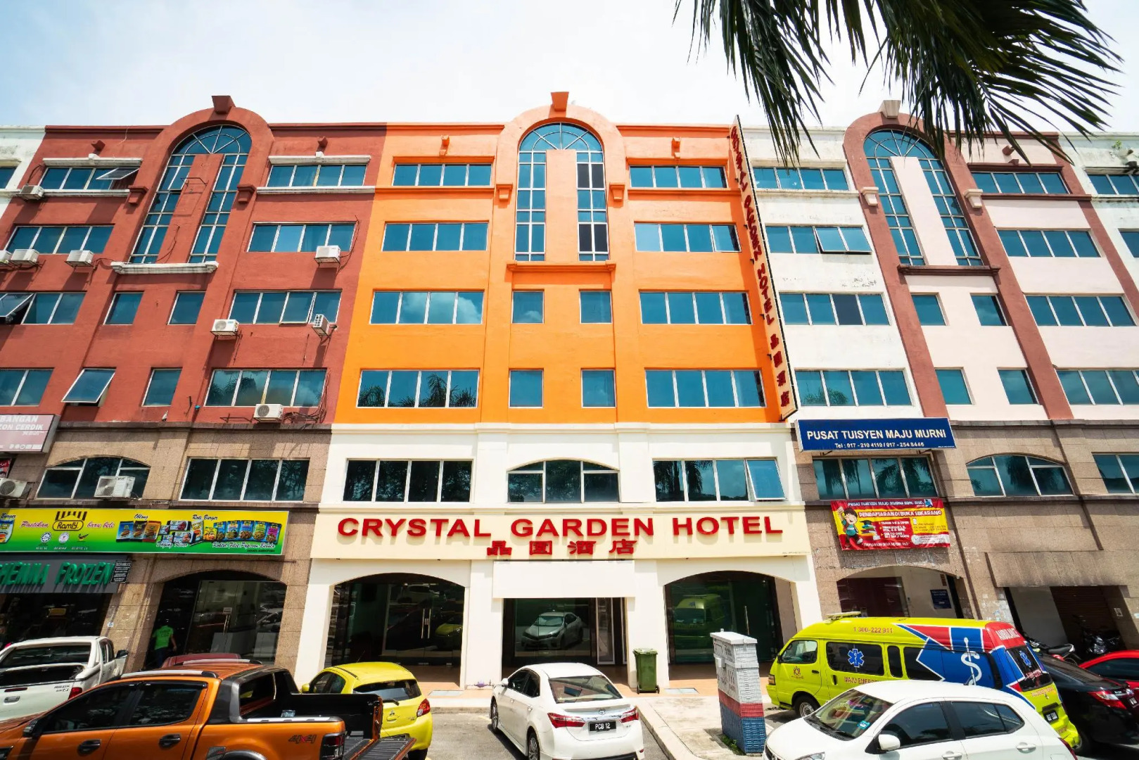 Photo - Crystal Garden Hotel - Tasik Selatan