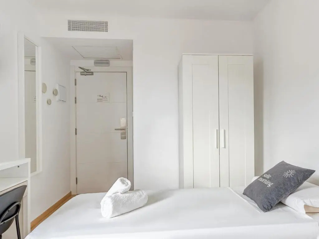 Photo - Limehome Barcelona Carrer de Fontcoberta