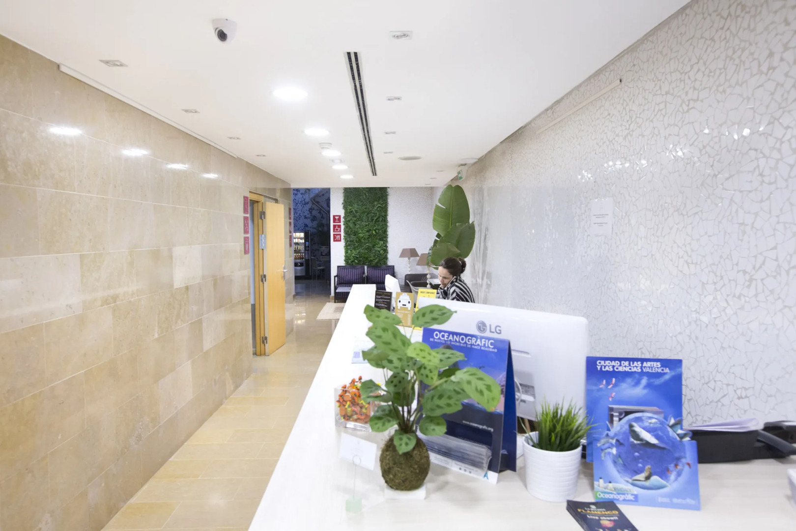 Foto - YOU & CO. J. Botánico Boutique