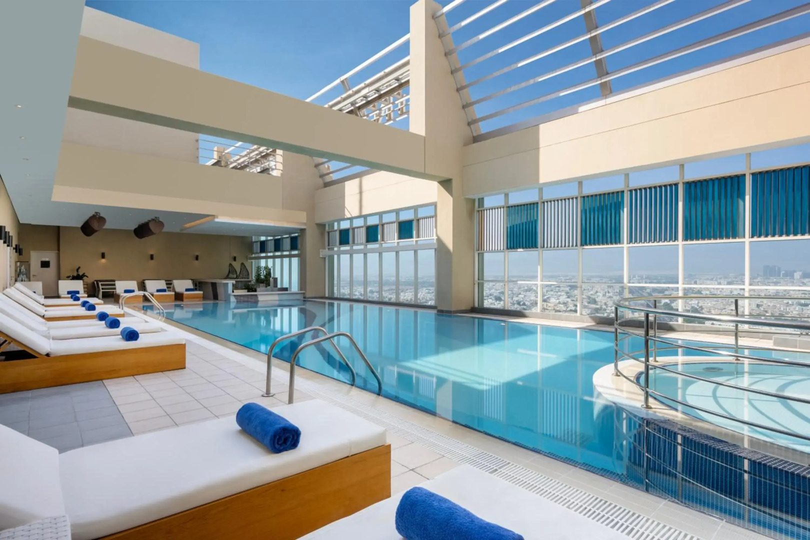 Foto - Grand Millennium Al Wahda Hotel and Executive Apartments Abu Dhabi