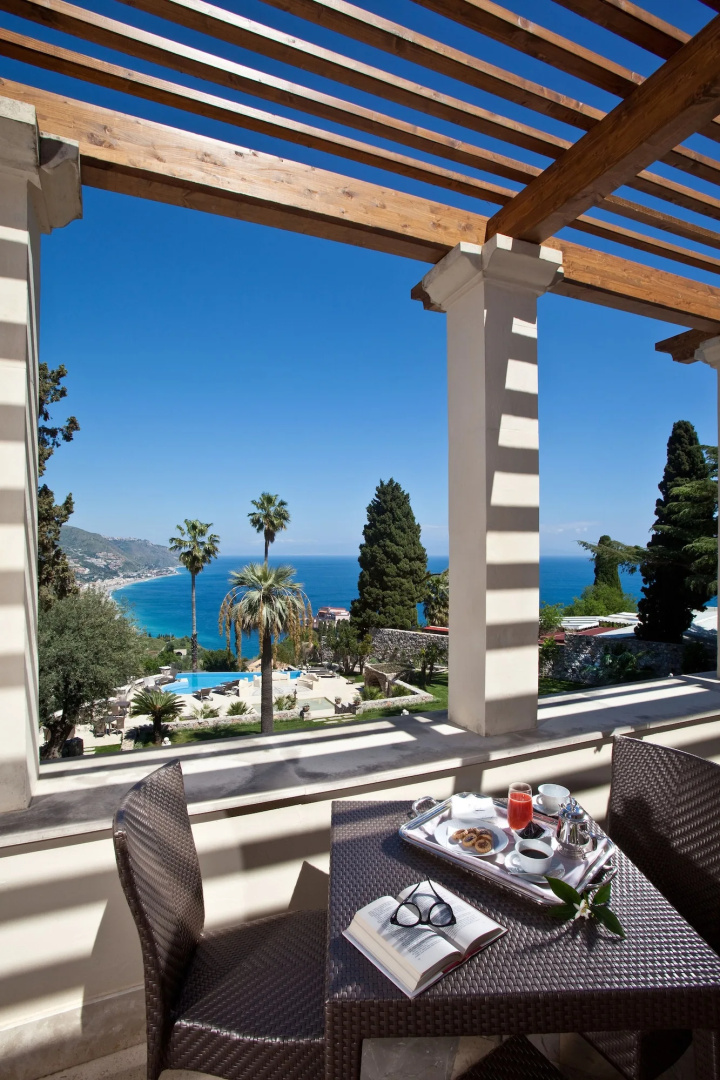 Photo - The Ashbee Hotel - The Leading Hotels of the World
