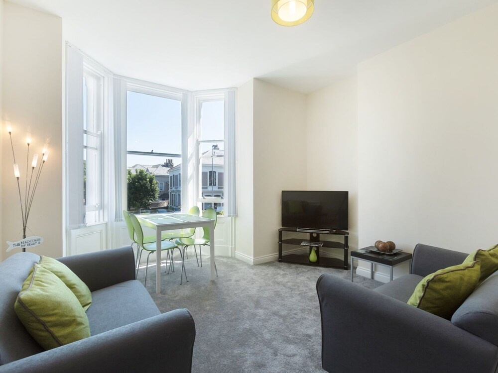 Apartment 3, 6 St Anns Apartments