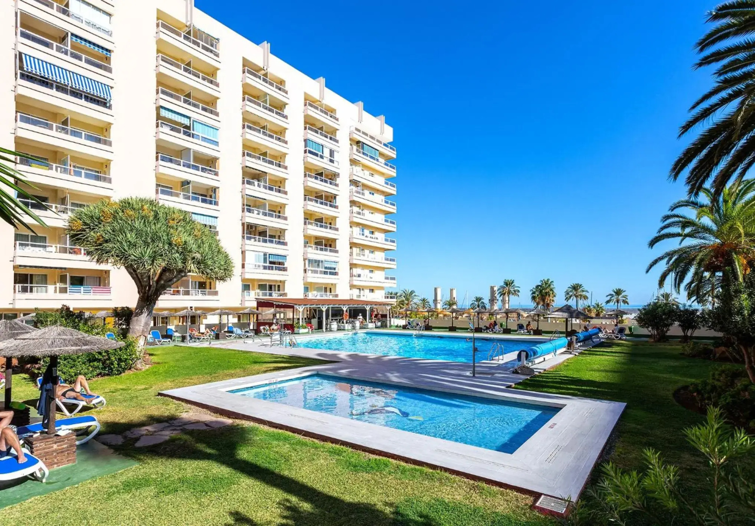 Photo - Hotel Apartamentos Pyr Fuengirola