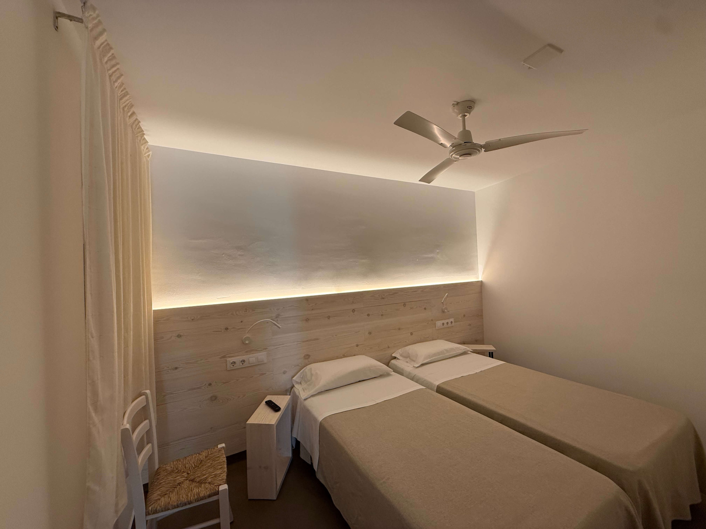 Photo - Hostal ROM Familiar