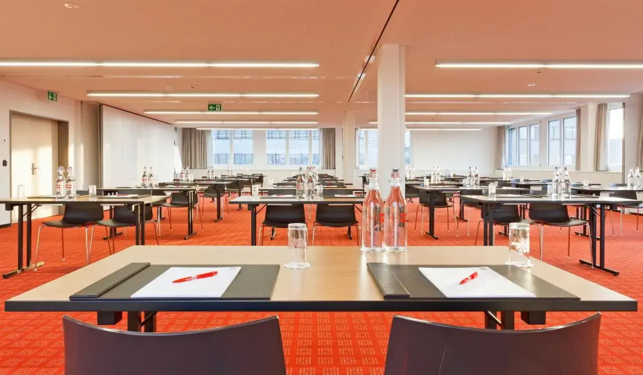 Photo - SwissEver Hotel Zug