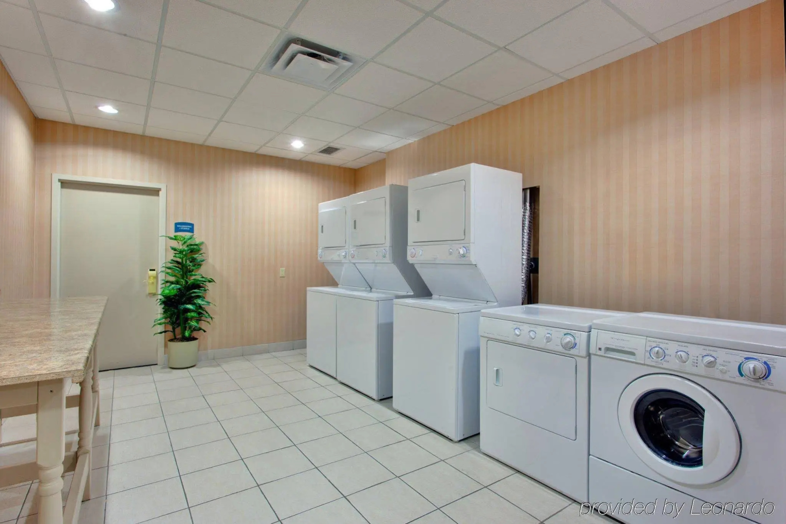 Photo - Executive Residency by Best Western Toronto-Mississauga