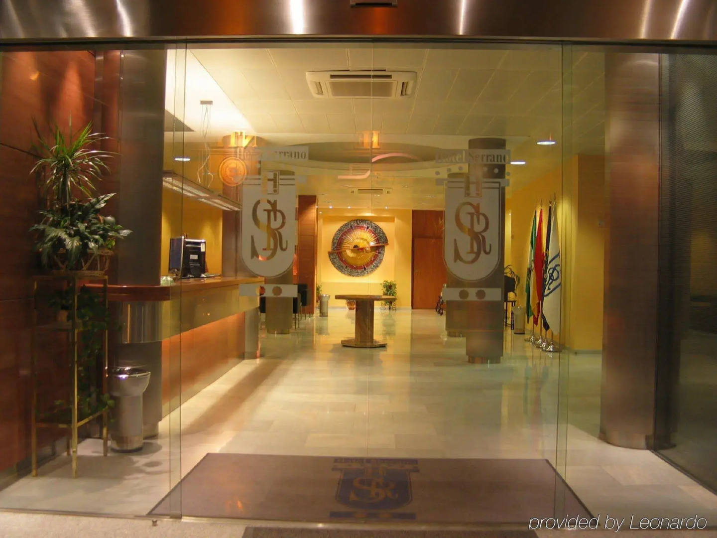 Photo - Hotel Serrano