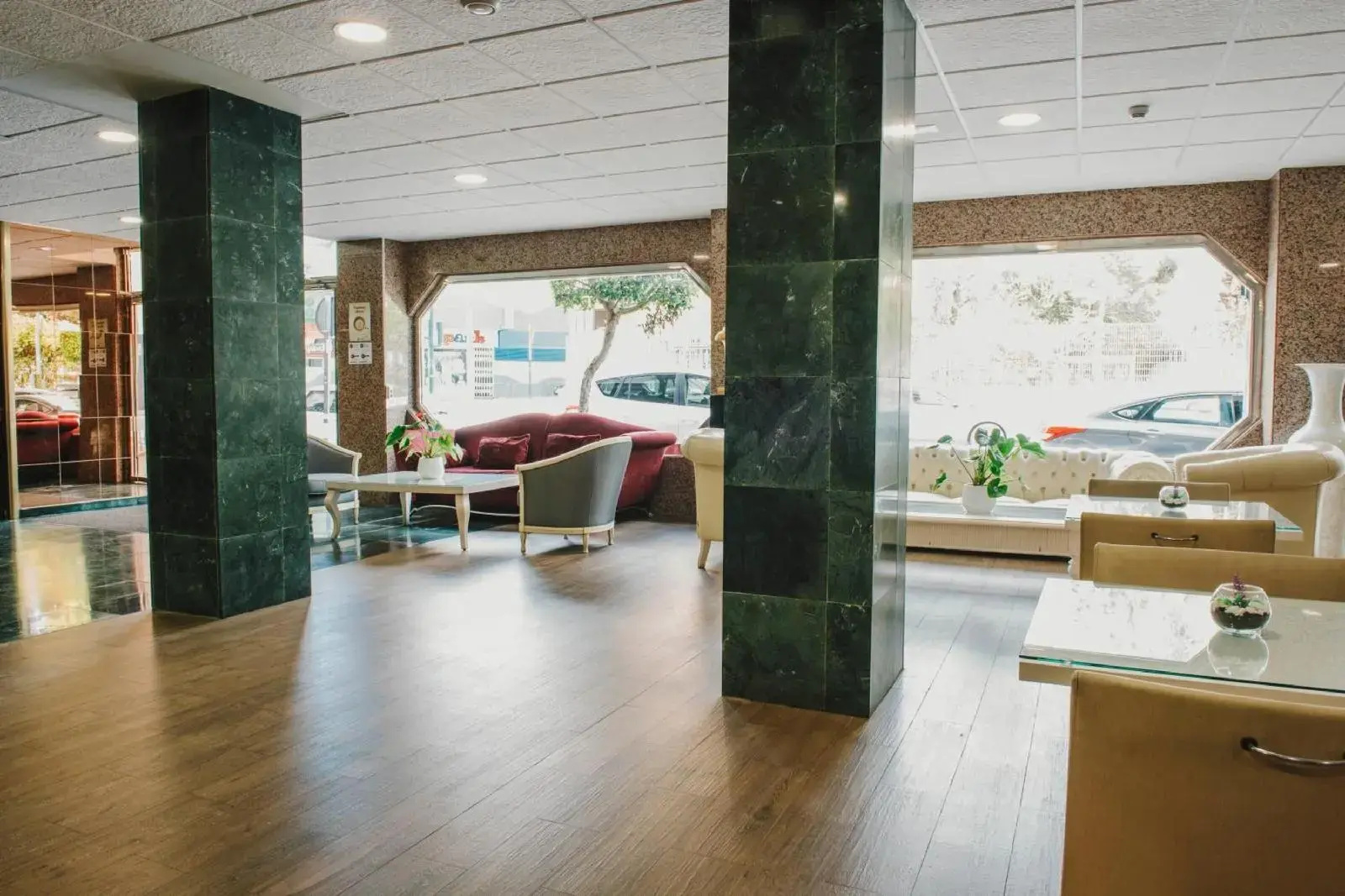 Foto - Hotel Embajador