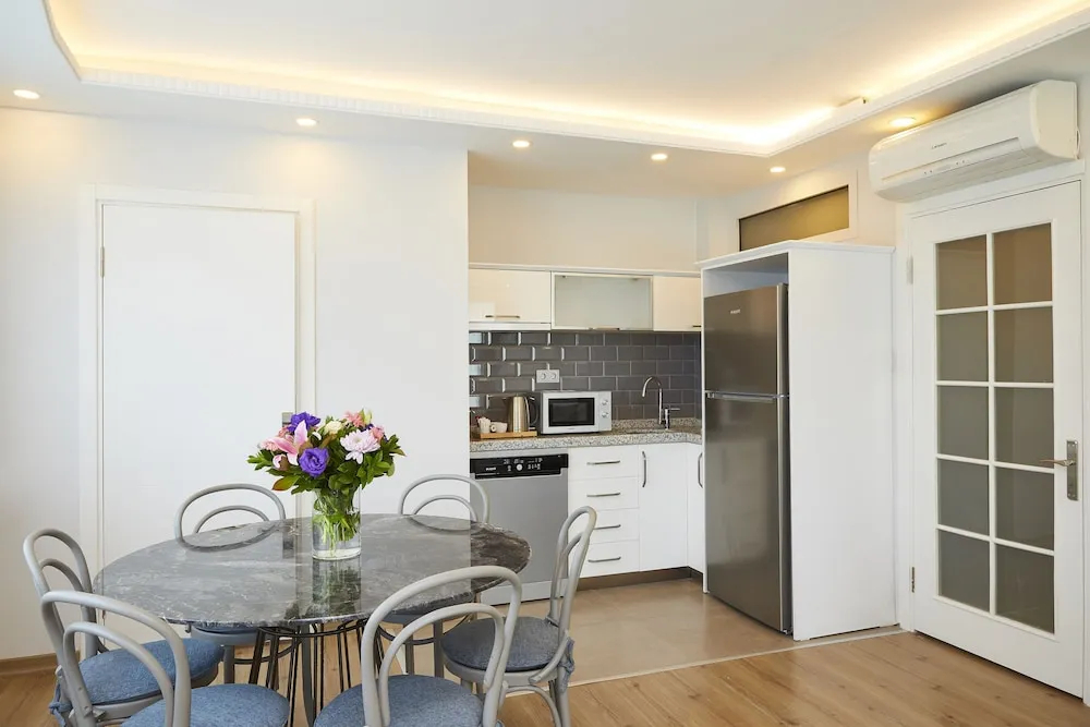 Foto - All Seasons Suites
