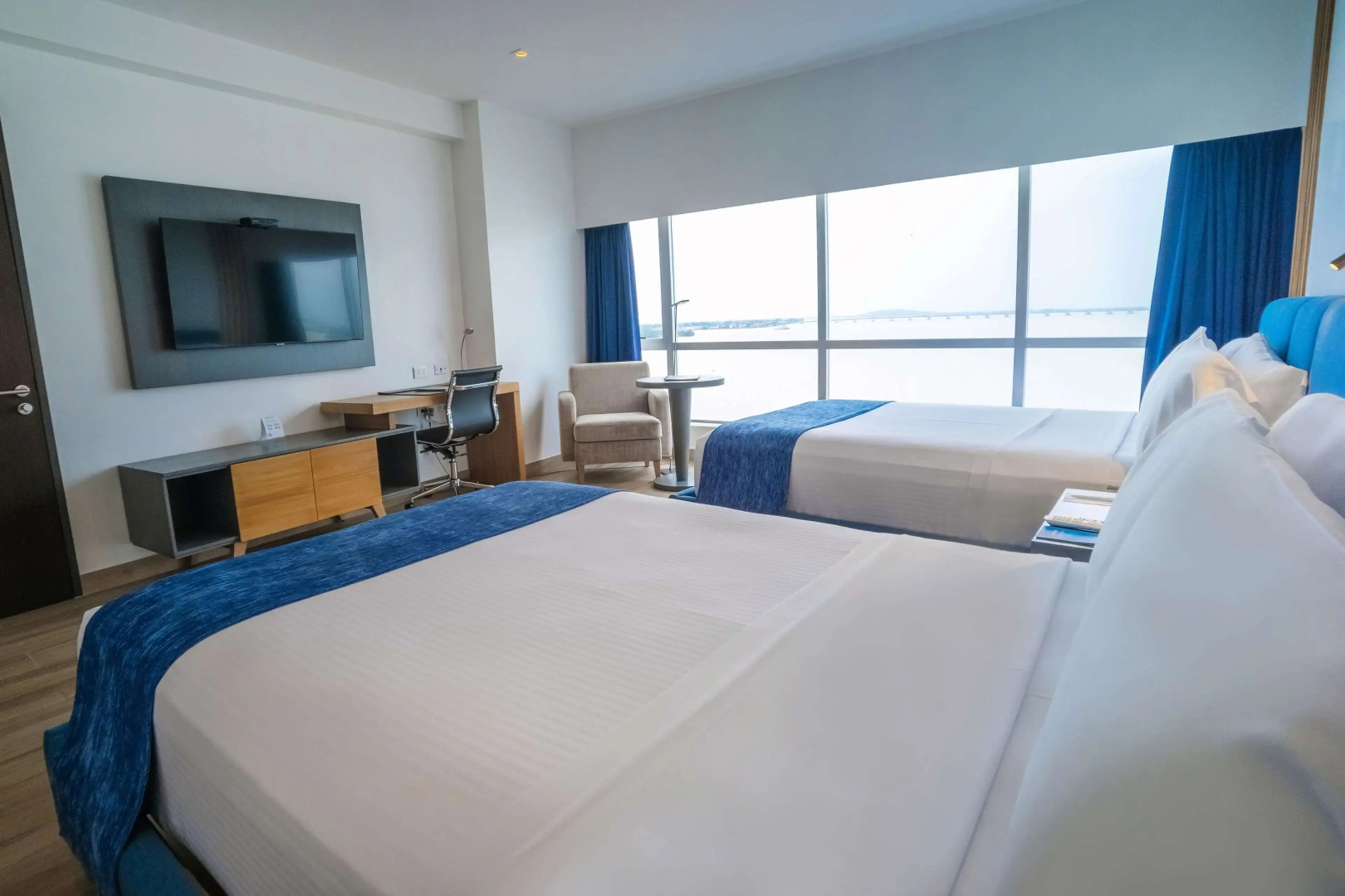 Photo - Wyndham Guayaquil, Puerto Santa Ana