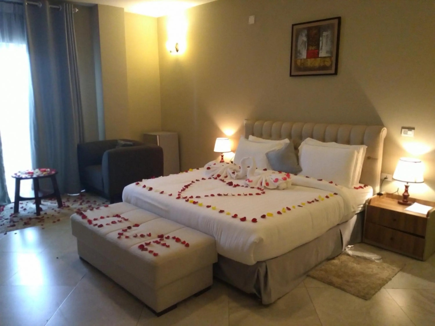 Photo - Daisy Hotel