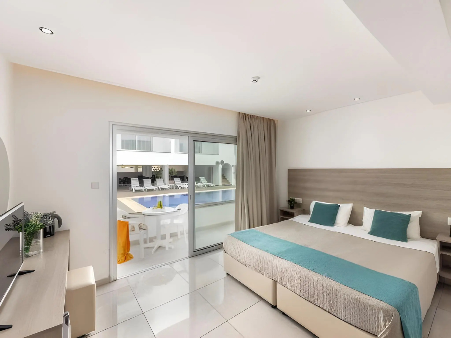 Photo - Milea Hotel
