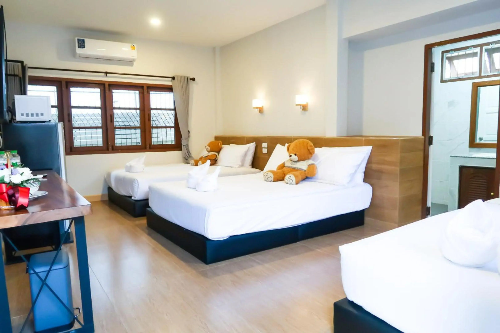 Photo - Home de Bear