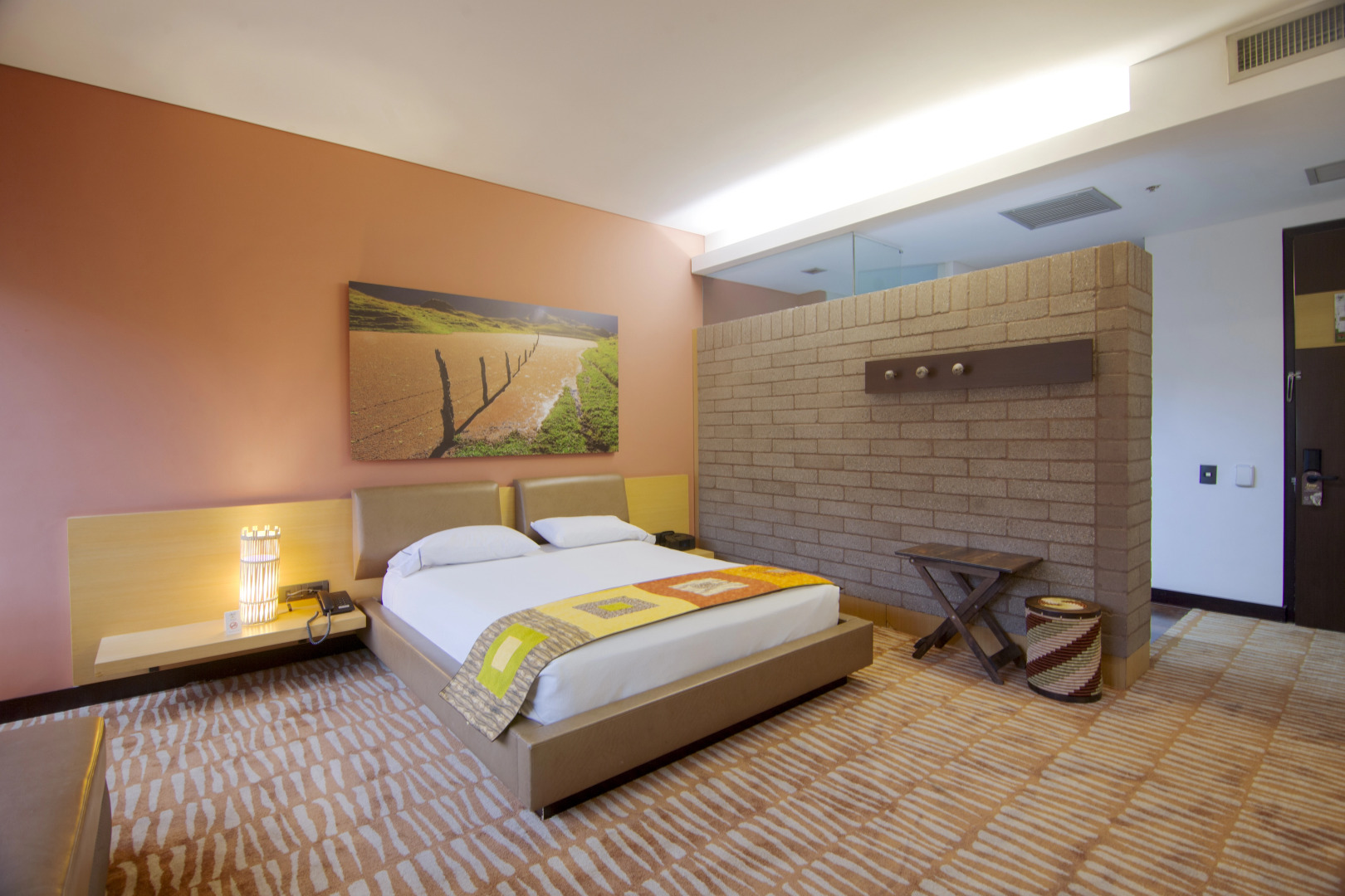 Foto - Diez Hotel Categoría Colombia