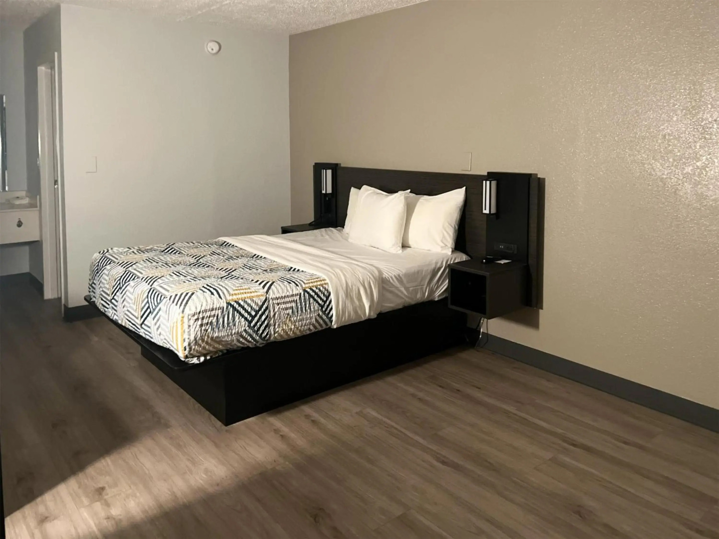 Photo - Artemis Hotel