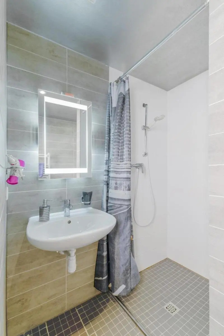 Photo - Hotel 108