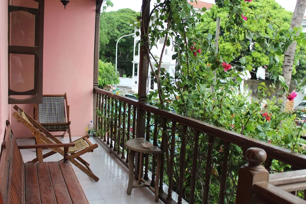 Photo - Garden Lodge