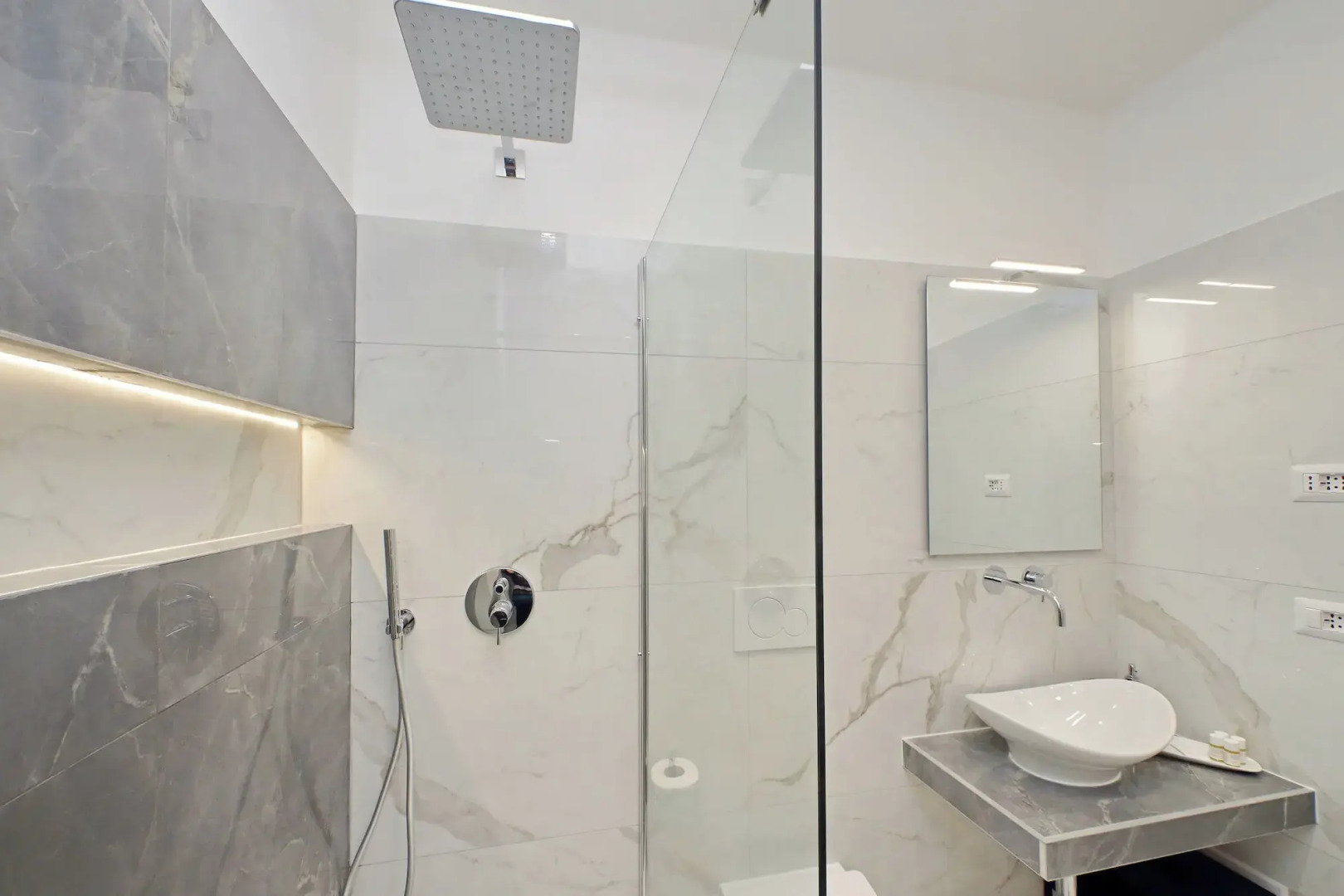 Foto - Roman Holiday Charming