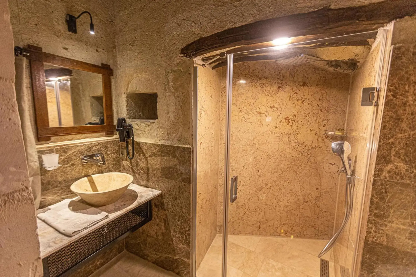 Photo - Taskonak Hotel