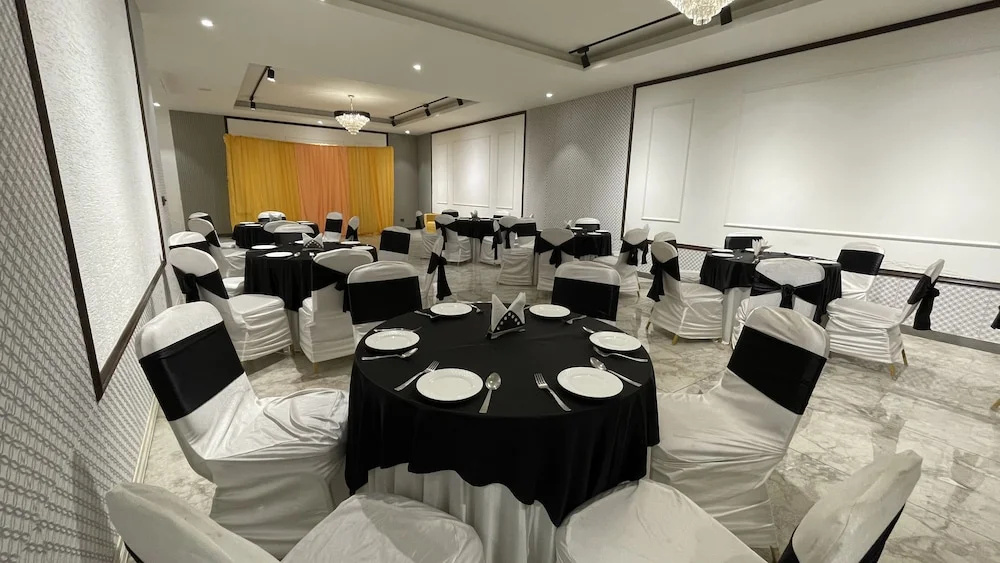 Foto - Saltstayz Premier – Cyber Hub