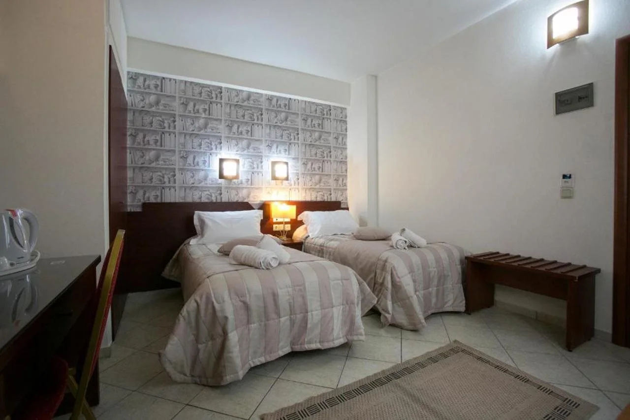 Photo - City Life Port Hotel