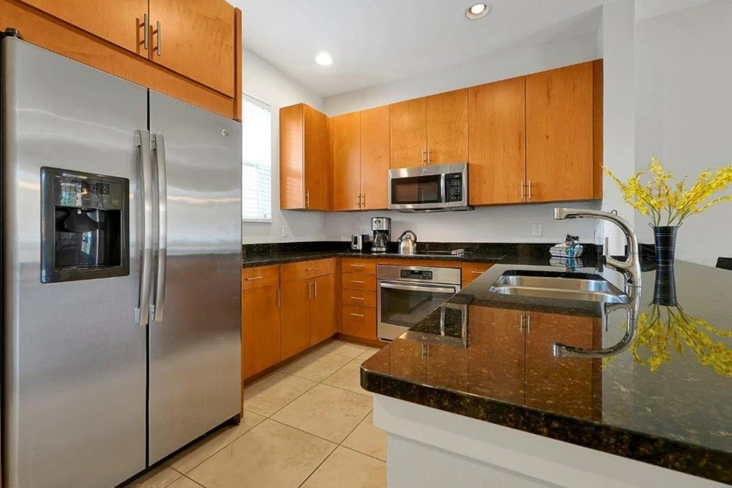 Photo - Four Bedroom Townhouse in Regal Oaks at Old Town