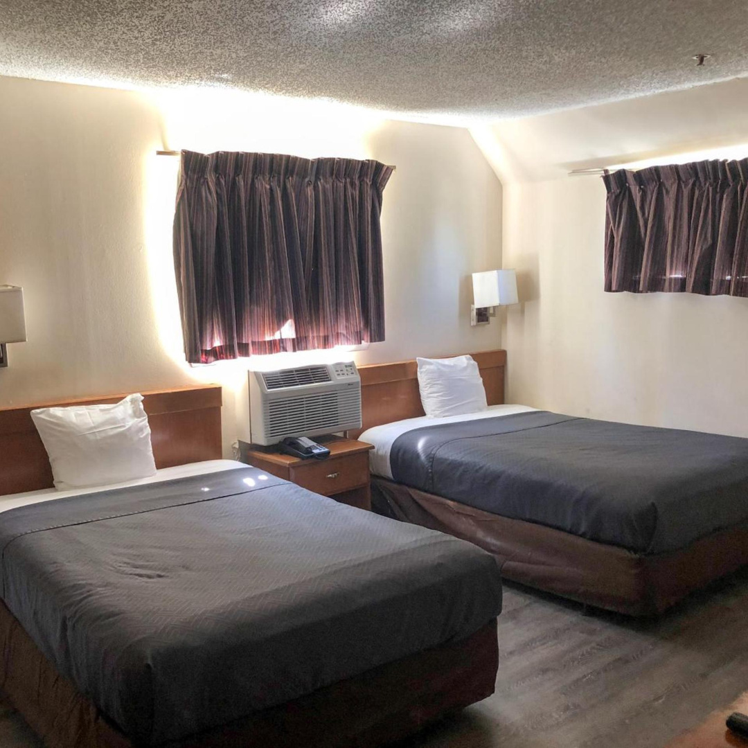 Photo - Studio 6 Extended Stay - Jacksonville, FL - South