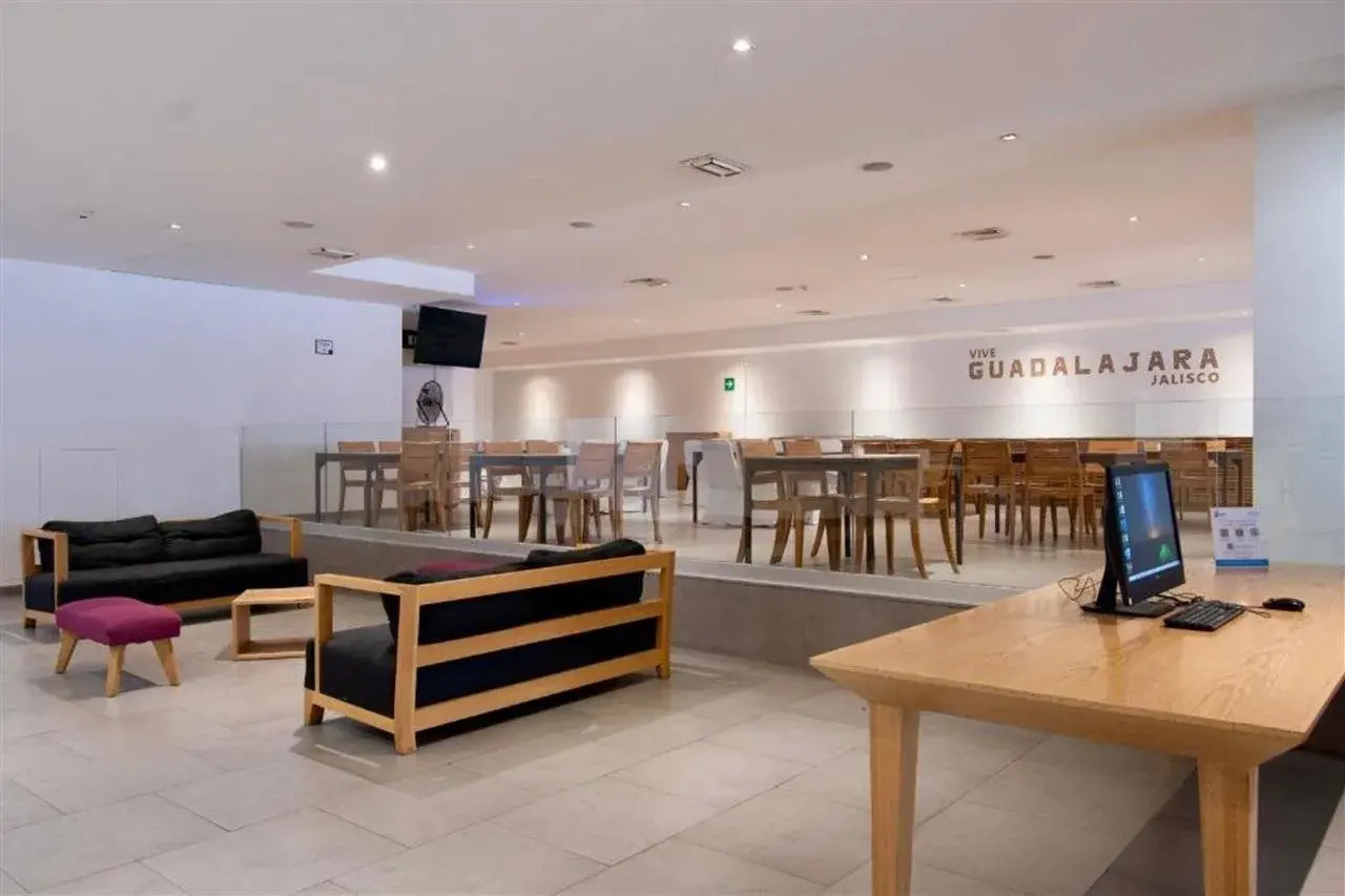 Foto - Hotel Plaza Génova Centro