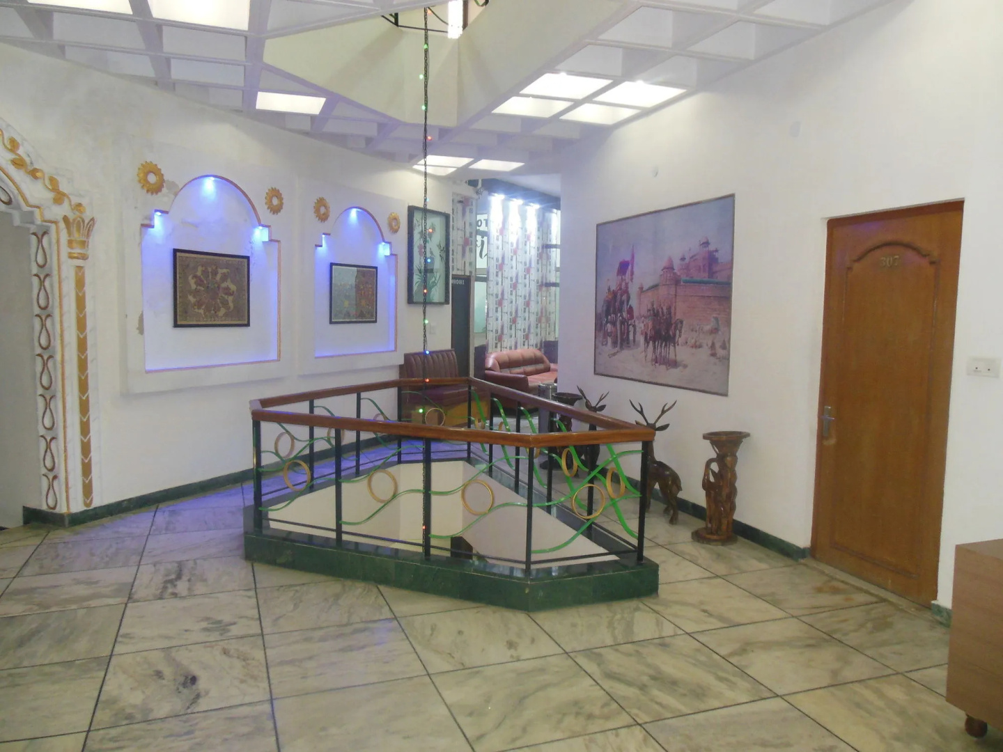 Photo - Hotel Taj Plaza