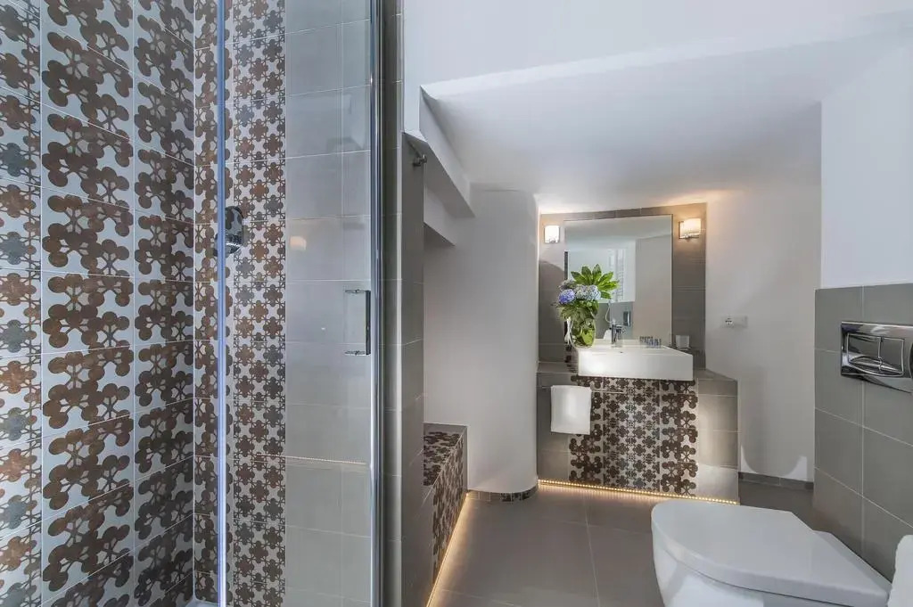 Photo - First Floor - Boutique Hotel