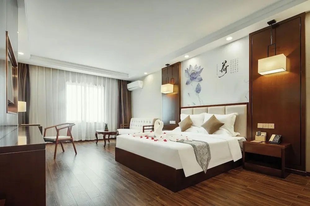 Photo - Rose Garden International Hotel