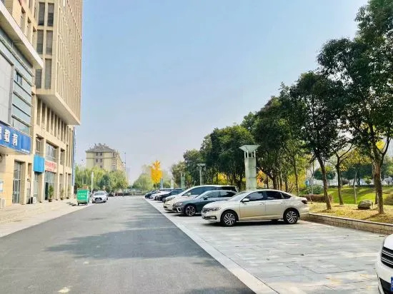Elong Anyun Hotel (Langxi Yiwu Trading City)