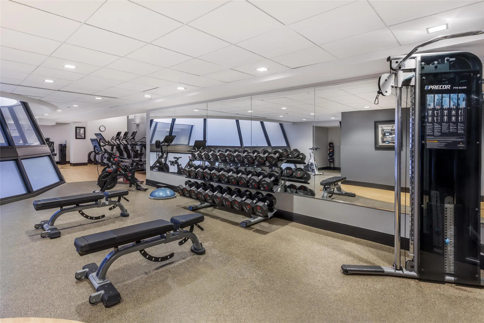 Photo - Hilton Grand Vacations Club Chicago Magnificent Mile