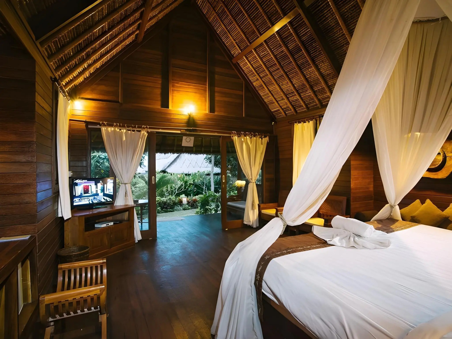 Photo - Lembongan Bay Shore Huts