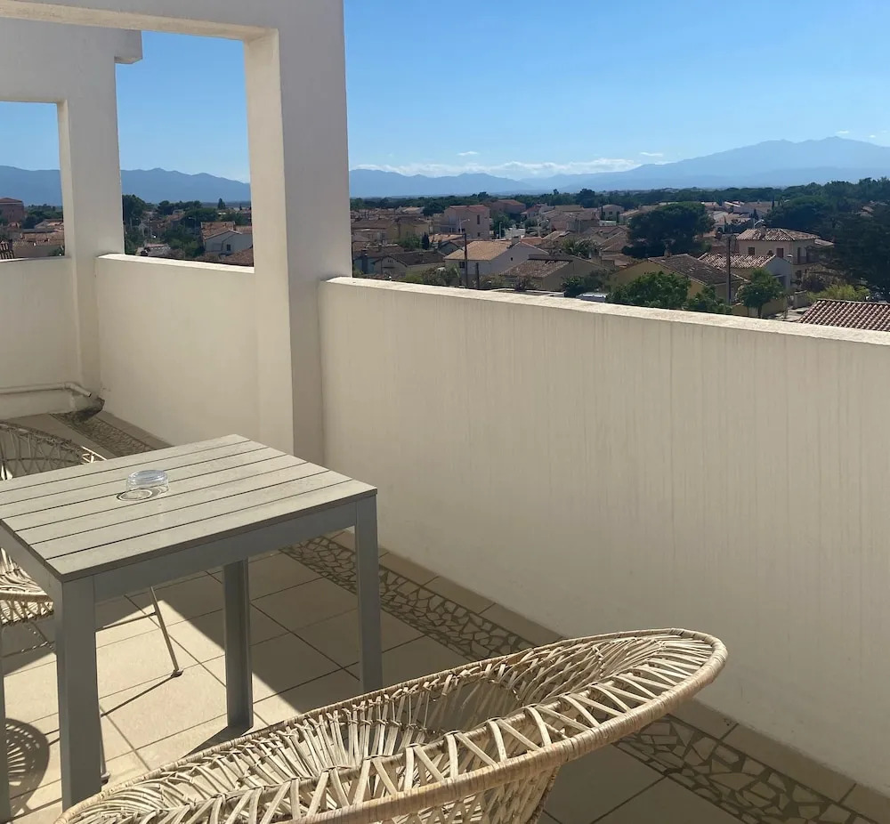 Photo - Hôtel Les Sables - Urban Style - by Logis Hotels