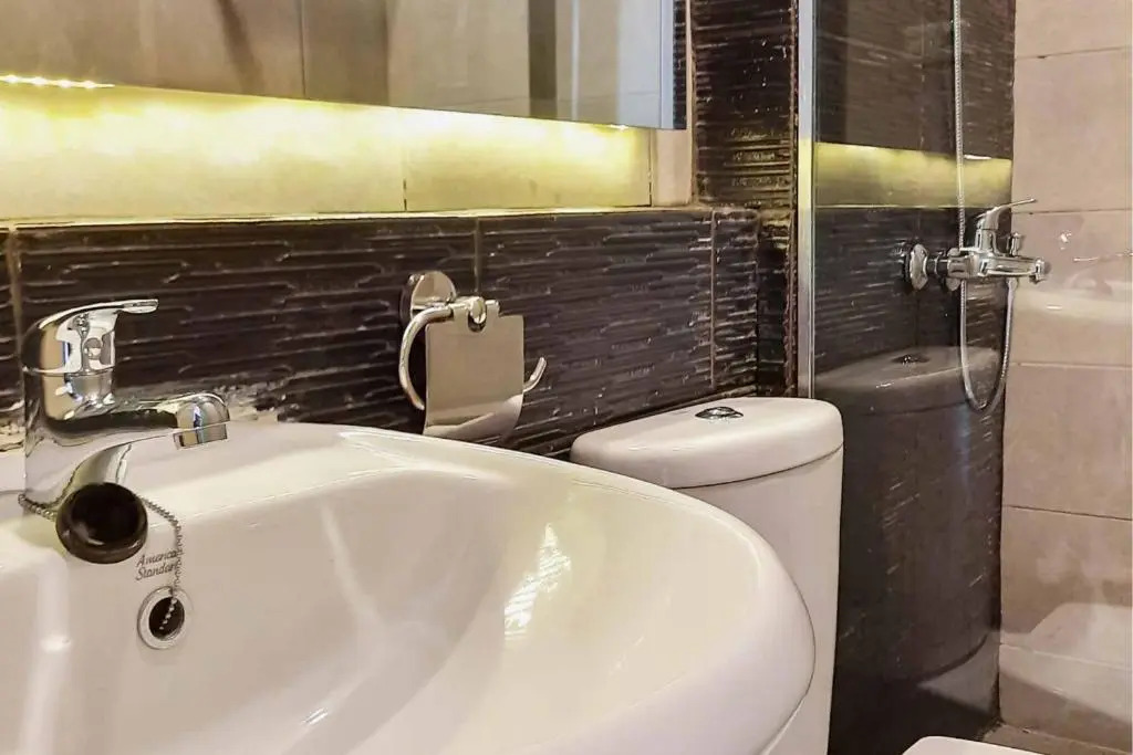 Photo - RedDoorz near RS Royal Prima Medan 2