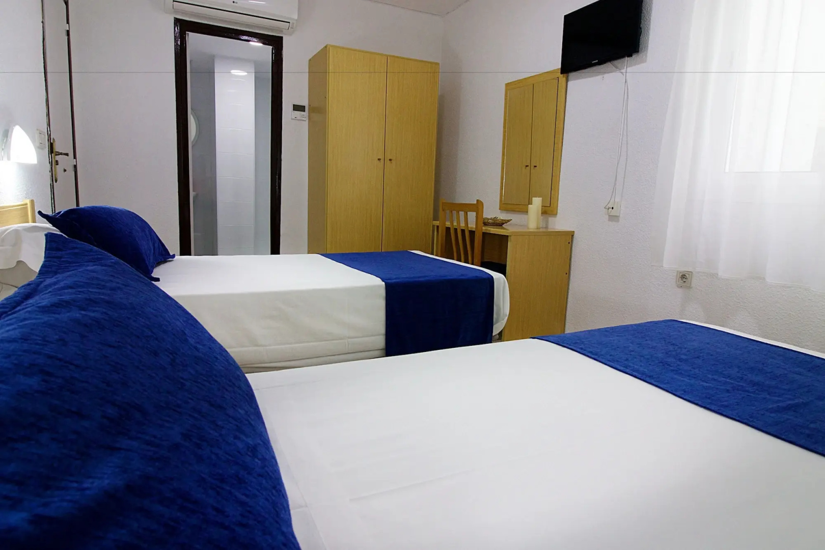 Photo - Hostal El Mercat