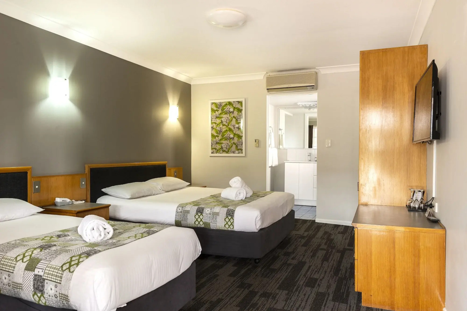 Photo - Country Motel Ipswich