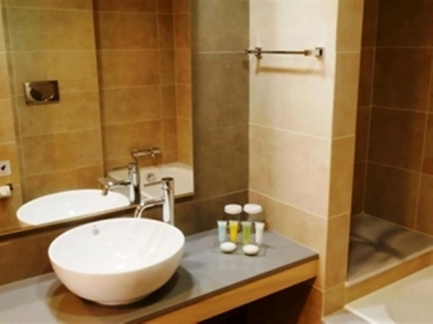 Photo - Capital Coast Resort & Spa