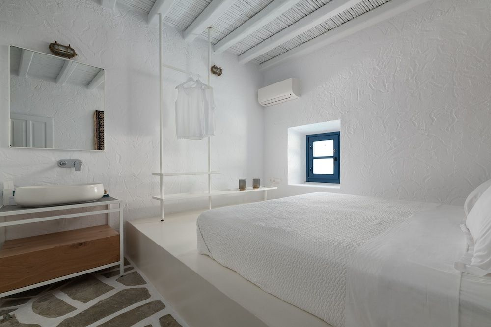 Photo - Kalathos Square Luxury Suites