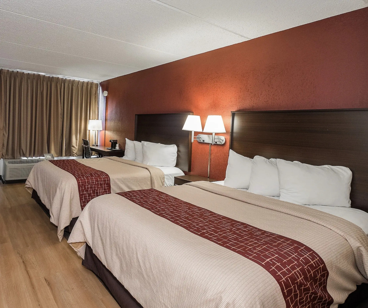 Photo - Red Roof Inn Cortland