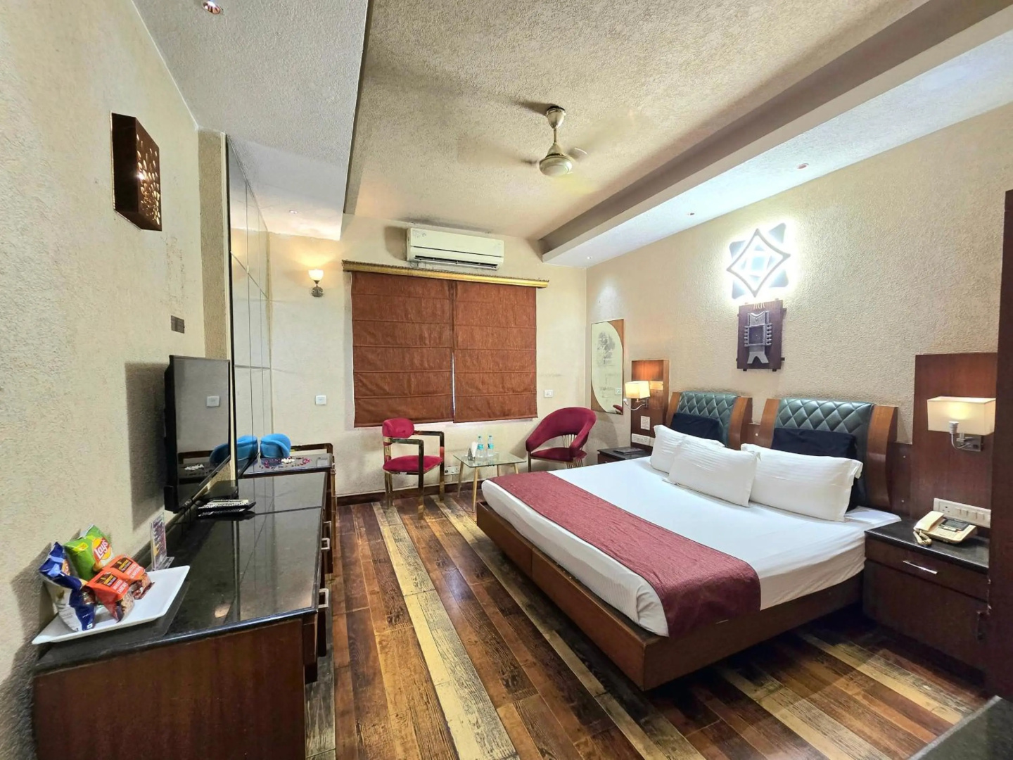 Photo - Royal Castle Grand