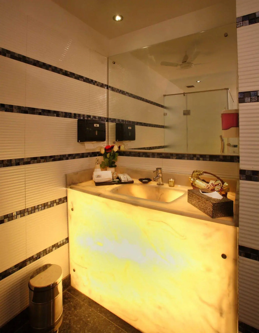 Photo - JRD Luxury-Business Hotel